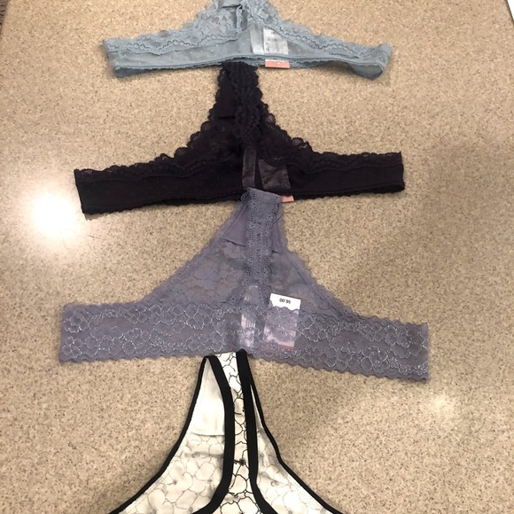 4 Ladies fashion thong panties with tags(of course - Picture 5 of 5